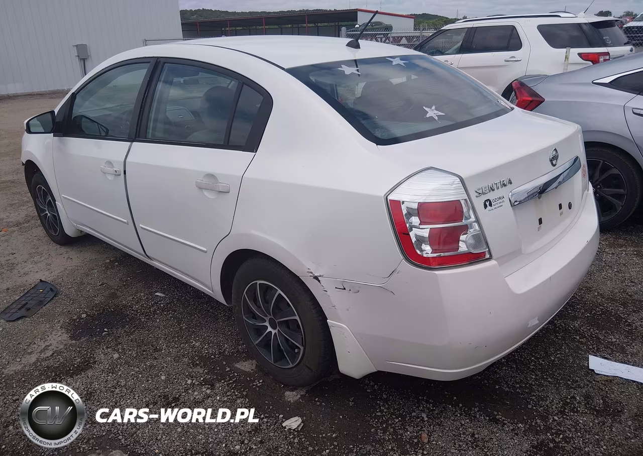 2010 Nissan Sentra 2.0 VIN:3N1AB6AP2AL714183 - 3