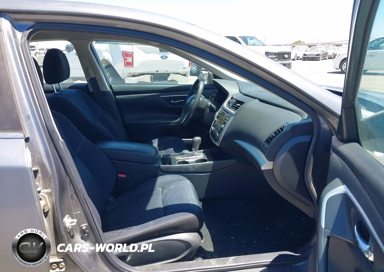2017 Nissan Altima 2.5 S VIN:1N4AL3AP4HN358621 - 5