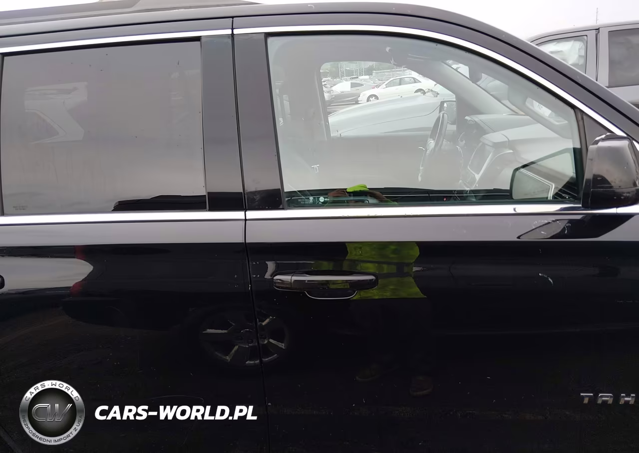 2017 Chevrolet Tahoe Lt VIN:1GNSKBKC1HR145942 - 13