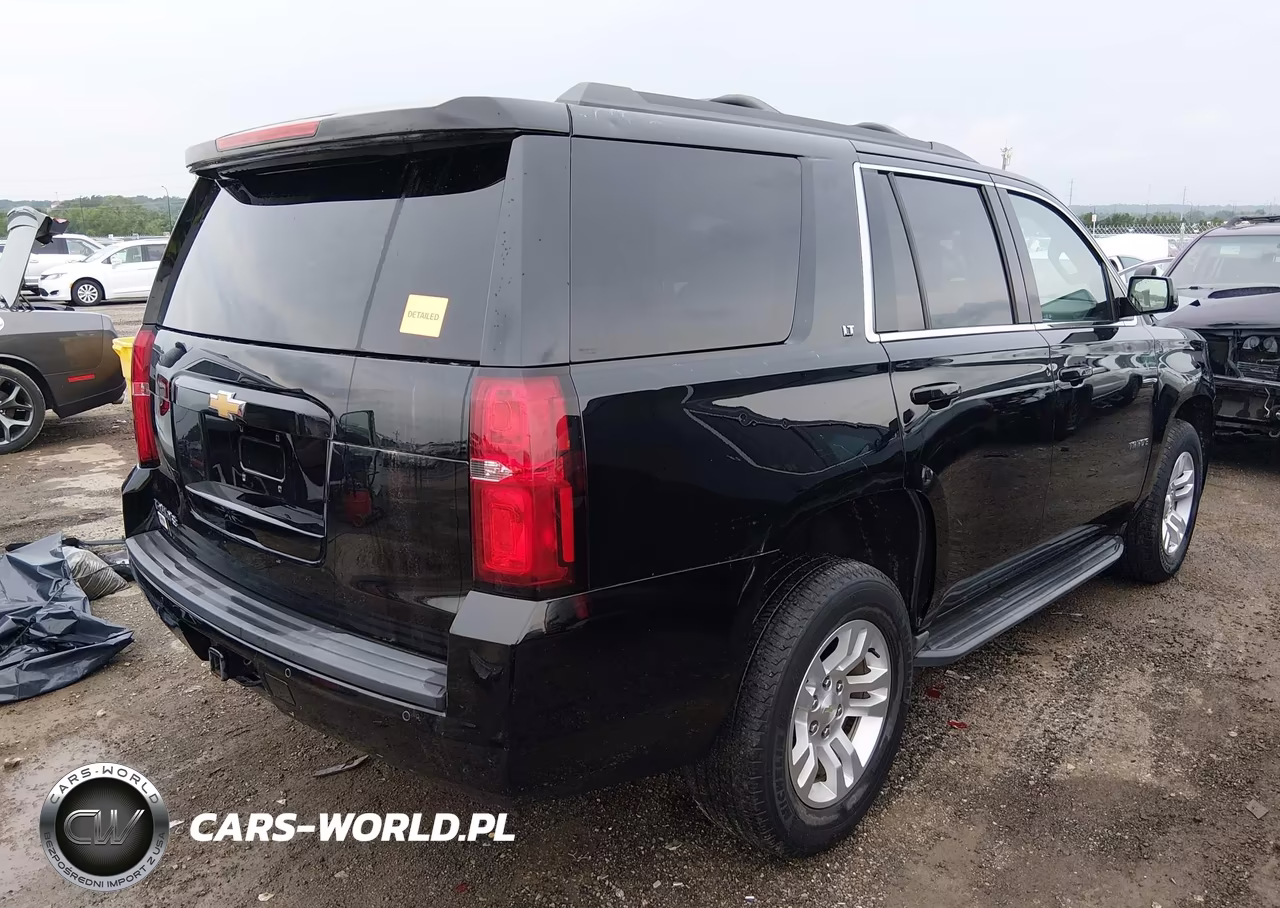 2017 Chevrolet Tahoe Lt VIN:1GNSKBKC1HR145942 - 4
