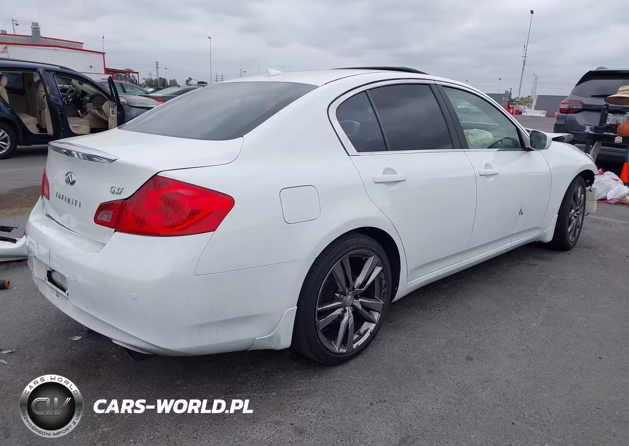 2013 Infiniti G37 Journey VIN:JN1CV6AP3DM717555 - 4