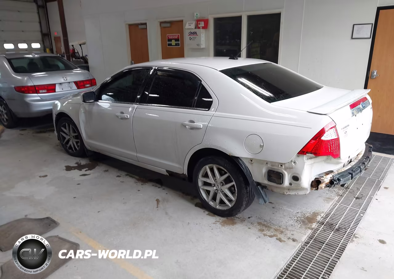 2010 Ford Fusion Se VIN:3FAHP0HA0AR243469 - 3