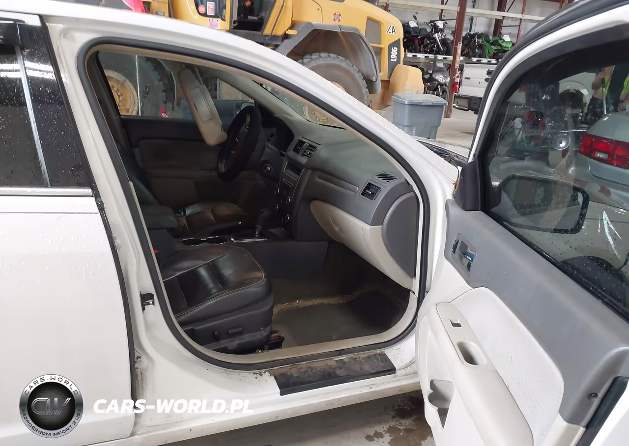 2010 Ford Fusion Se VIN:3FAHP0HA0AR243469 - 5