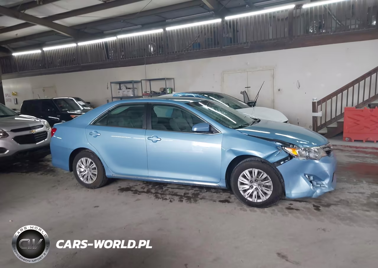 2012 Toyota Camry Le VIN:4T1BF1FK6CU623055 - 12