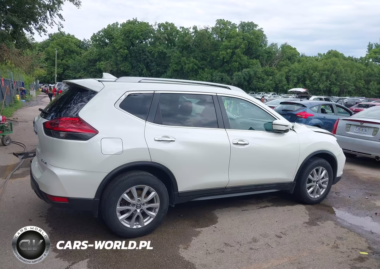 2017 Nissan Rogue Sv VIN:5N1AT2MVXHC845649 - 13