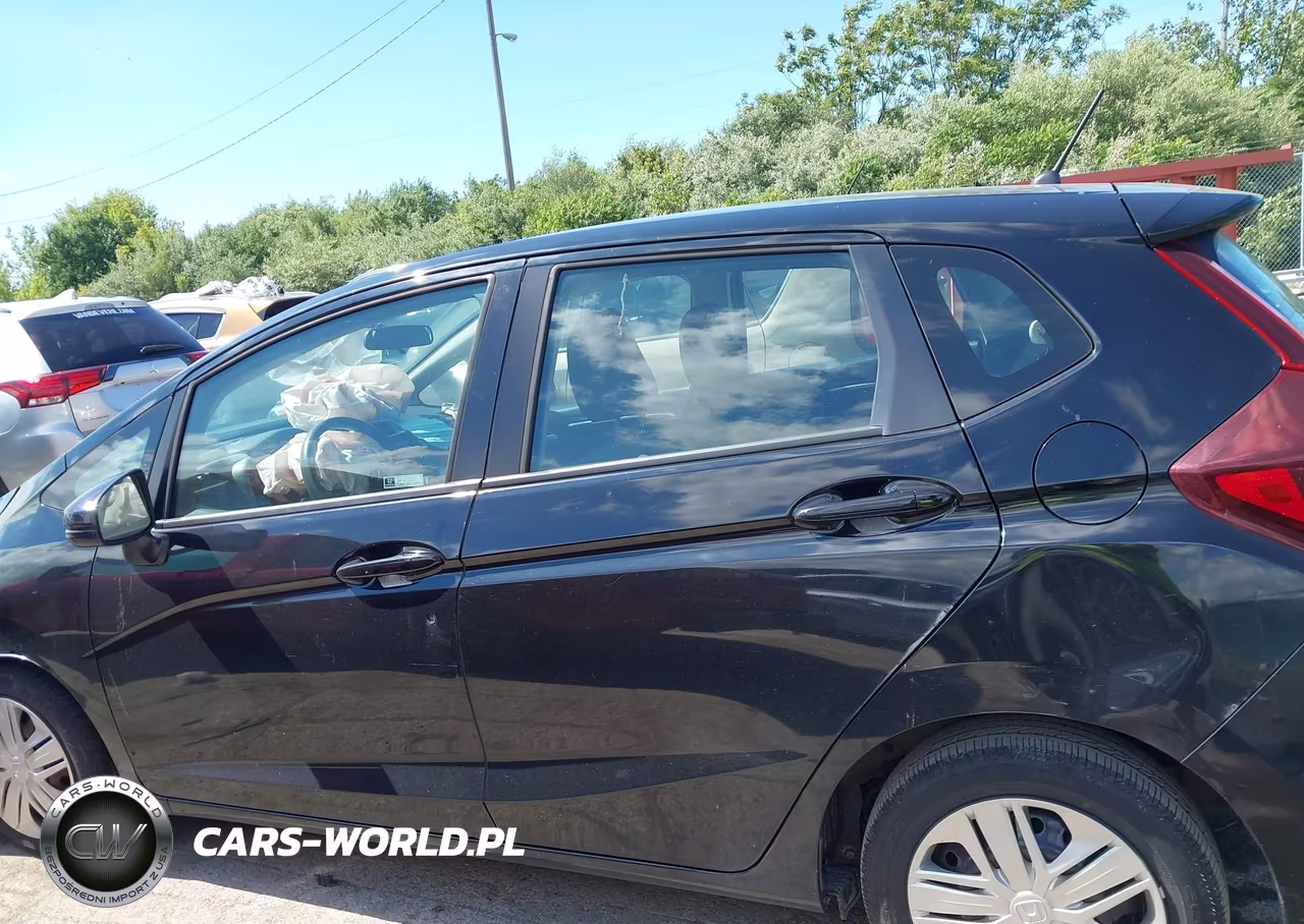 2019 Honda Fit Lx VIN:3HGGK5H42KM737151 - 15