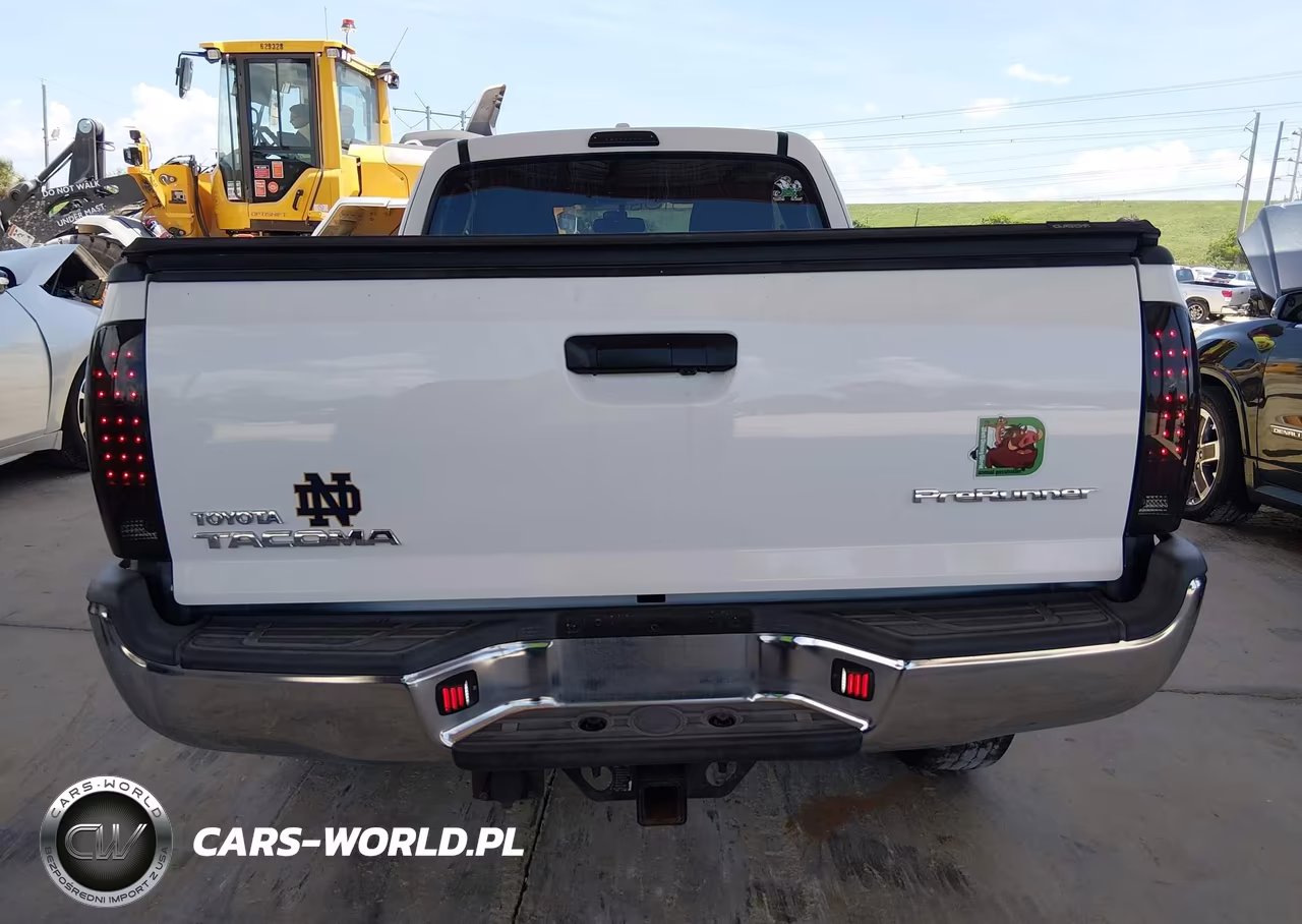 2009 Toyota Tacoma Prerunner V6 VIN:5TETU62N69Z635833 - 16