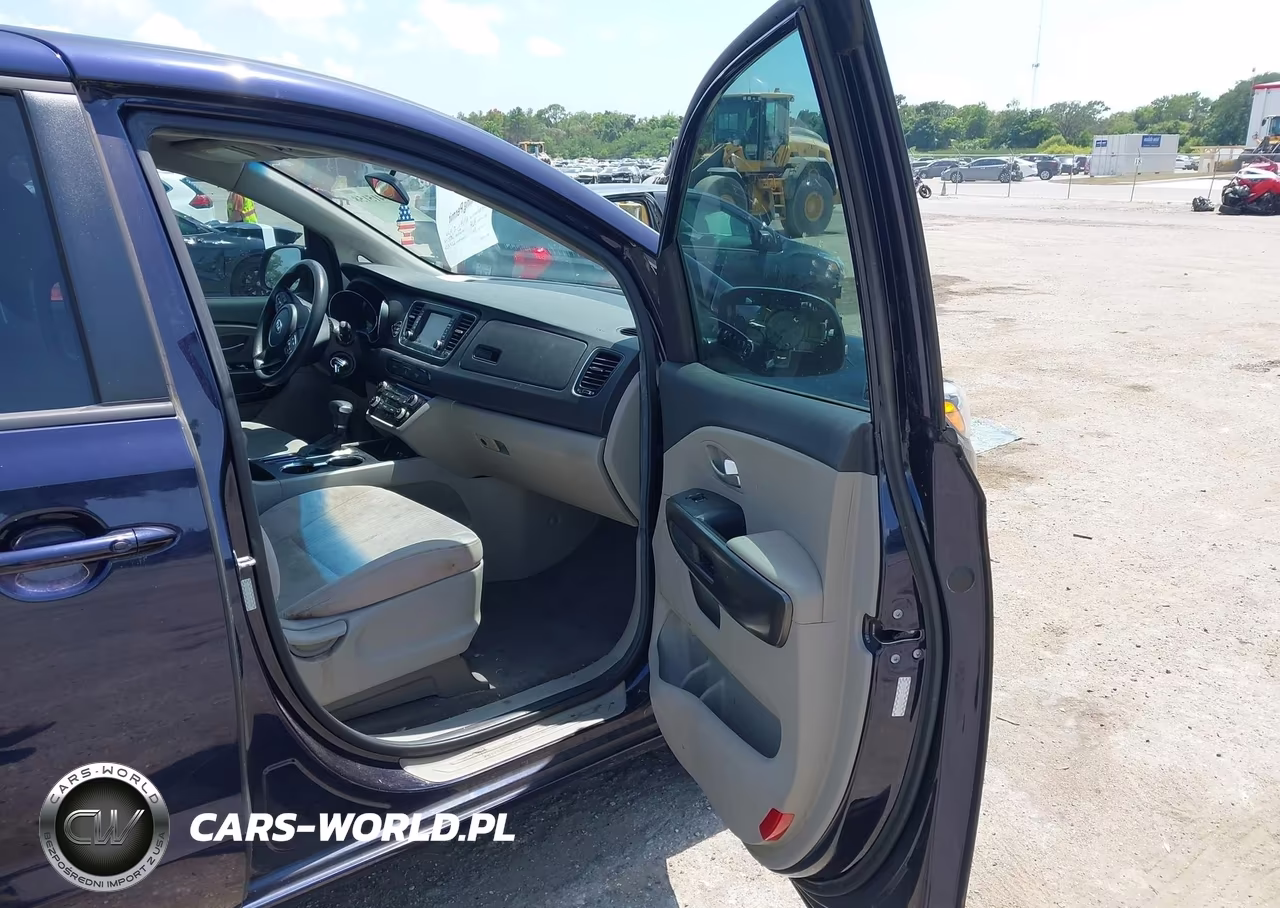 2019 Kia Sedona Lx VIN:KNDMB5C10K6539375 - 5