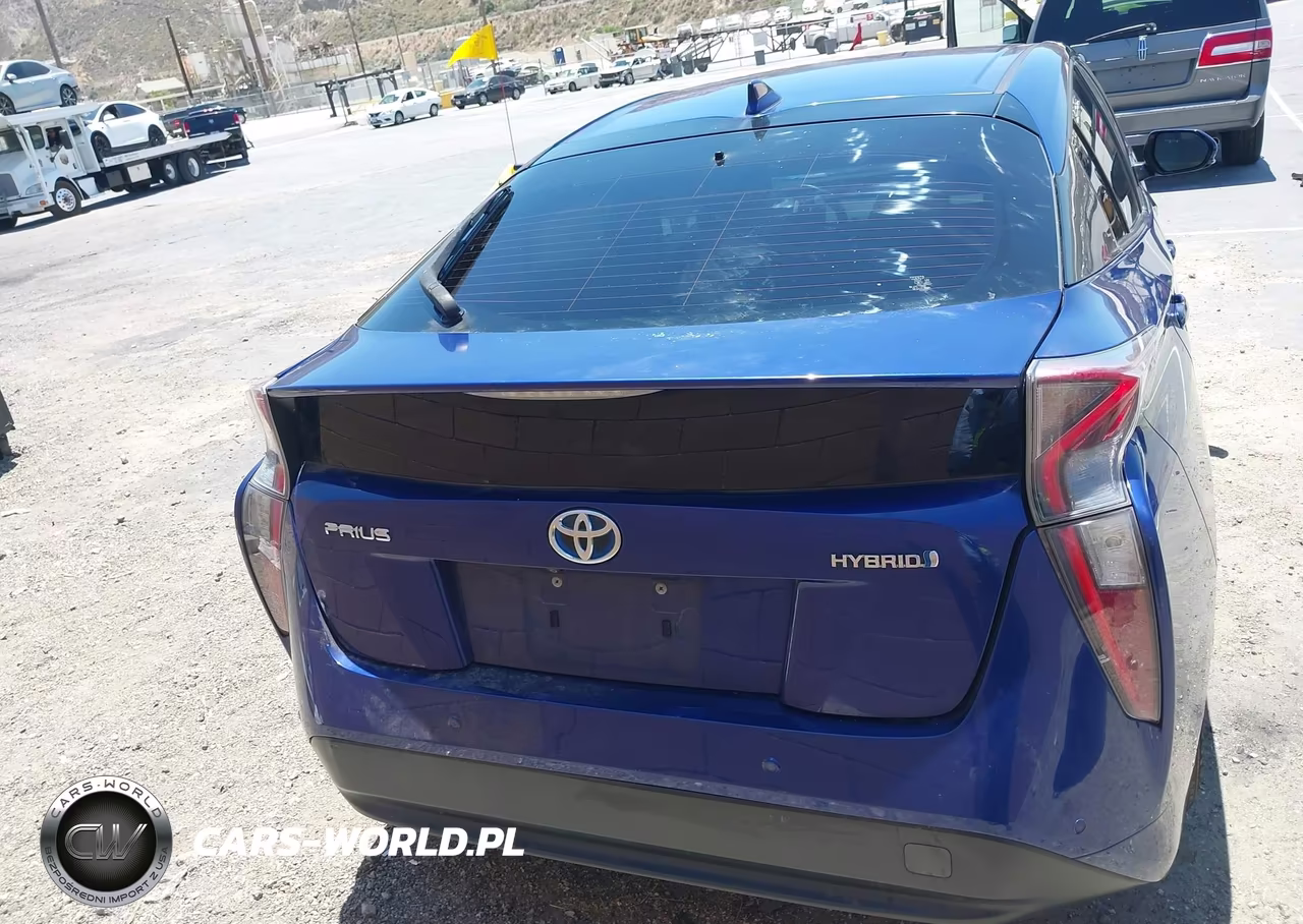 2018 Toyota Prius Two VIN:JTDKBRFU0J3060491 - 16