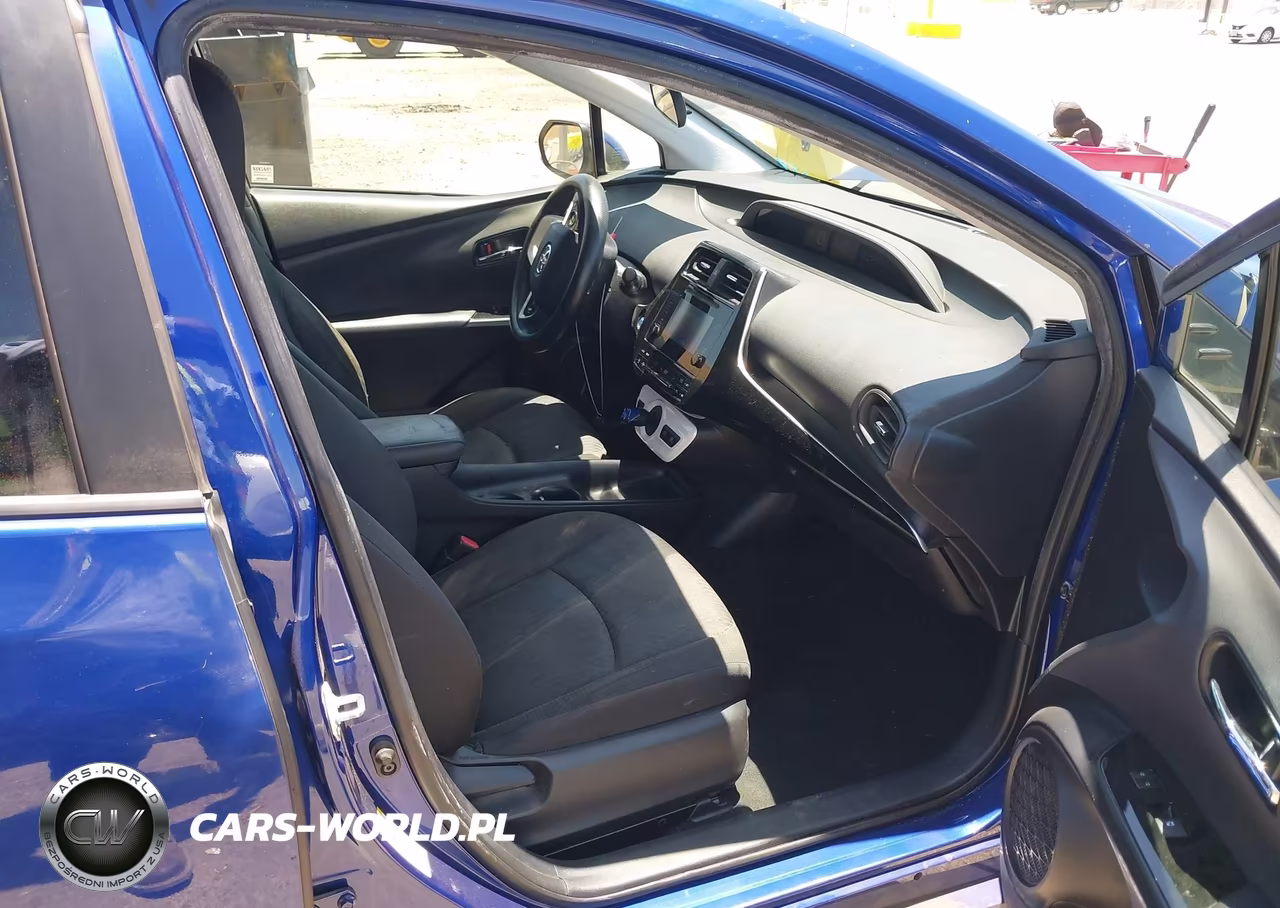 2018 Toyota Prius Two VIN:JTDKBRFU0J3060491 - 5