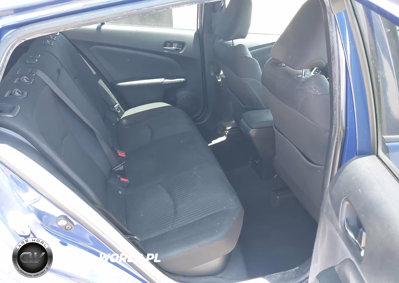 2018 Toyota Prius Two VIN:JTDKBRFU0J3060491 - 8