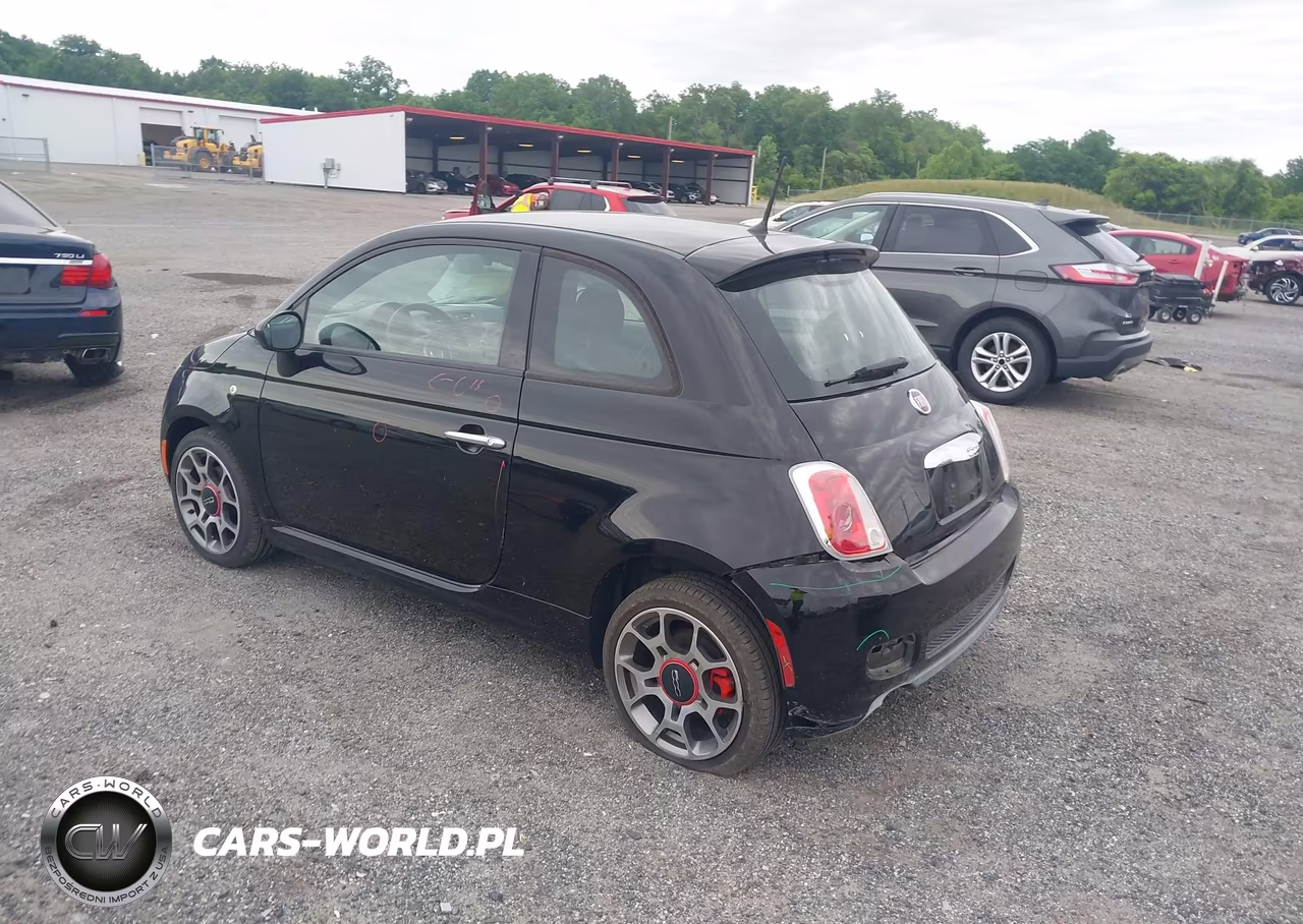 2015 Fiat 500 Sport VIN:3C3CFFBR5FT667740 - 3