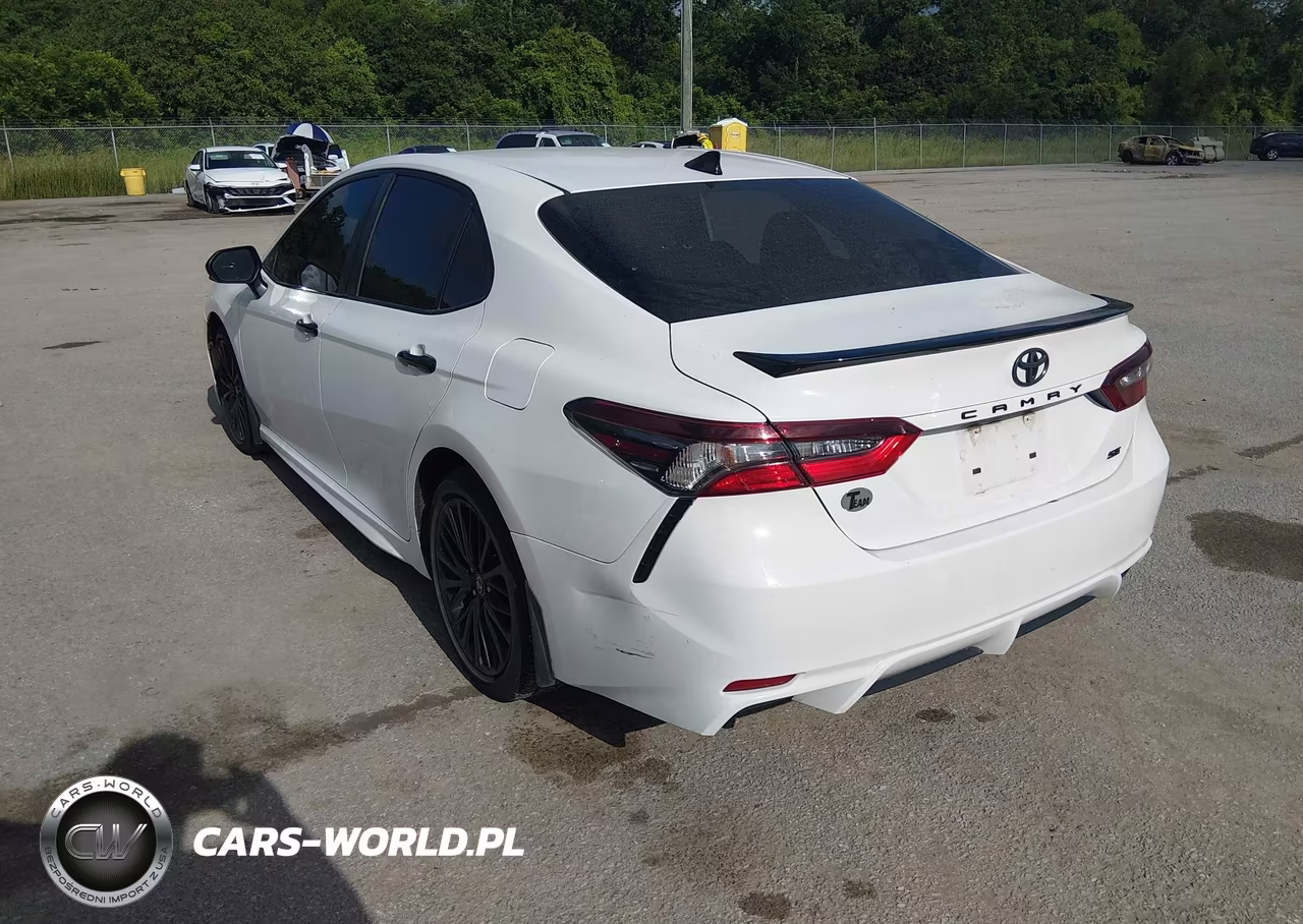 2021 Toyota Camry Se Nightshade Edition VIN:4T1G11AK7MU436288 - 3