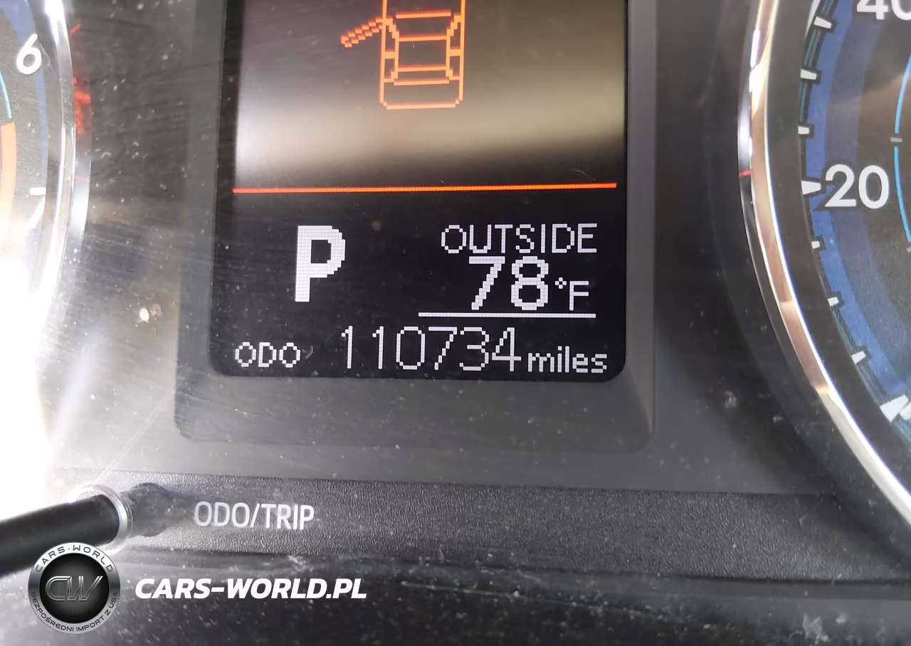 2019 Toyota Corolla Le VIN:5YFBURHE5KP874256 - 16