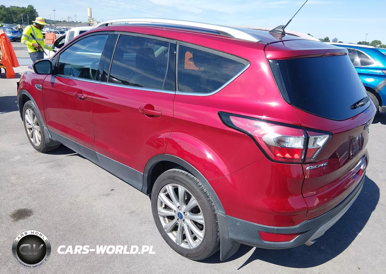 2018 Ford Escape Titanium VIN:1FMCU0J99JUD20843 - 3