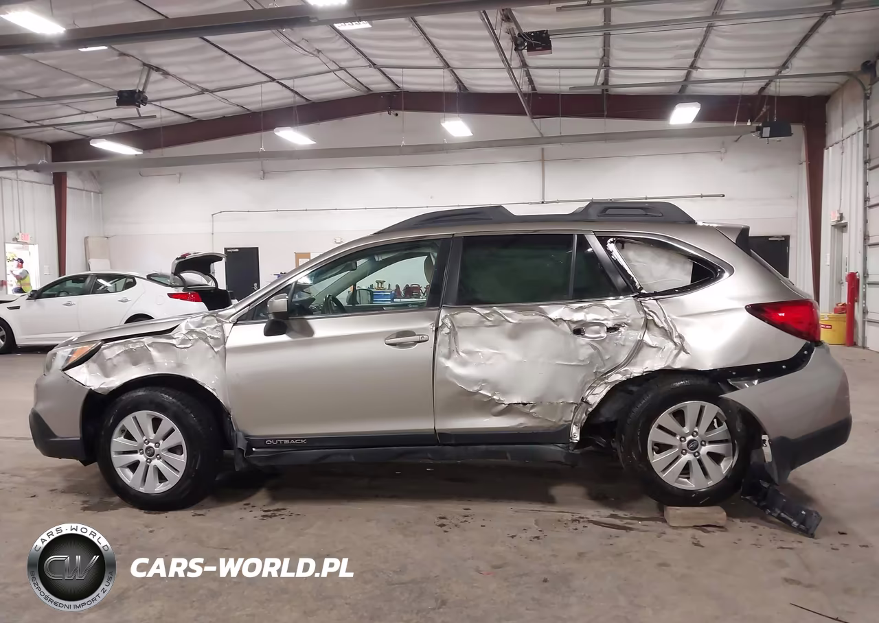 2016 Subaru Outback 2.5I Premium VIN:4S4BSBCC3G3316534 - 15