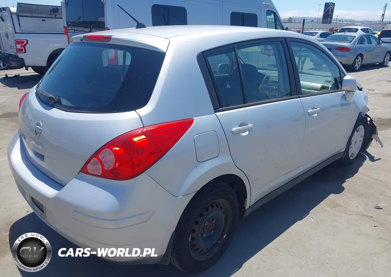 2010 Nissan Versa 1.8S VIN:3N1BC1CPXAL413047 - 4