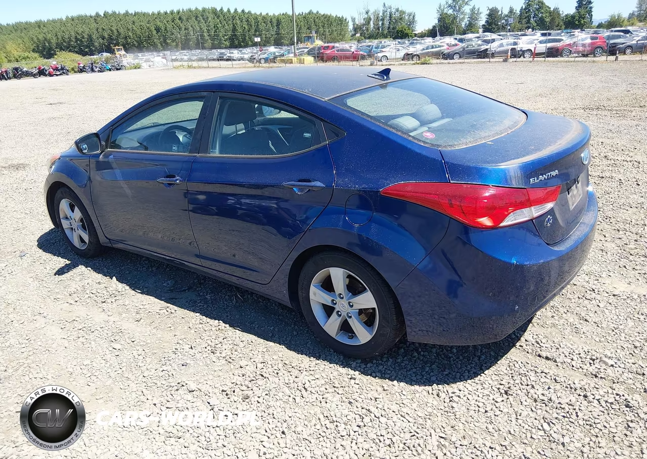 2013 Hyundai Elantra Gls VIN:KMHDH4AE8DU732723 - 3