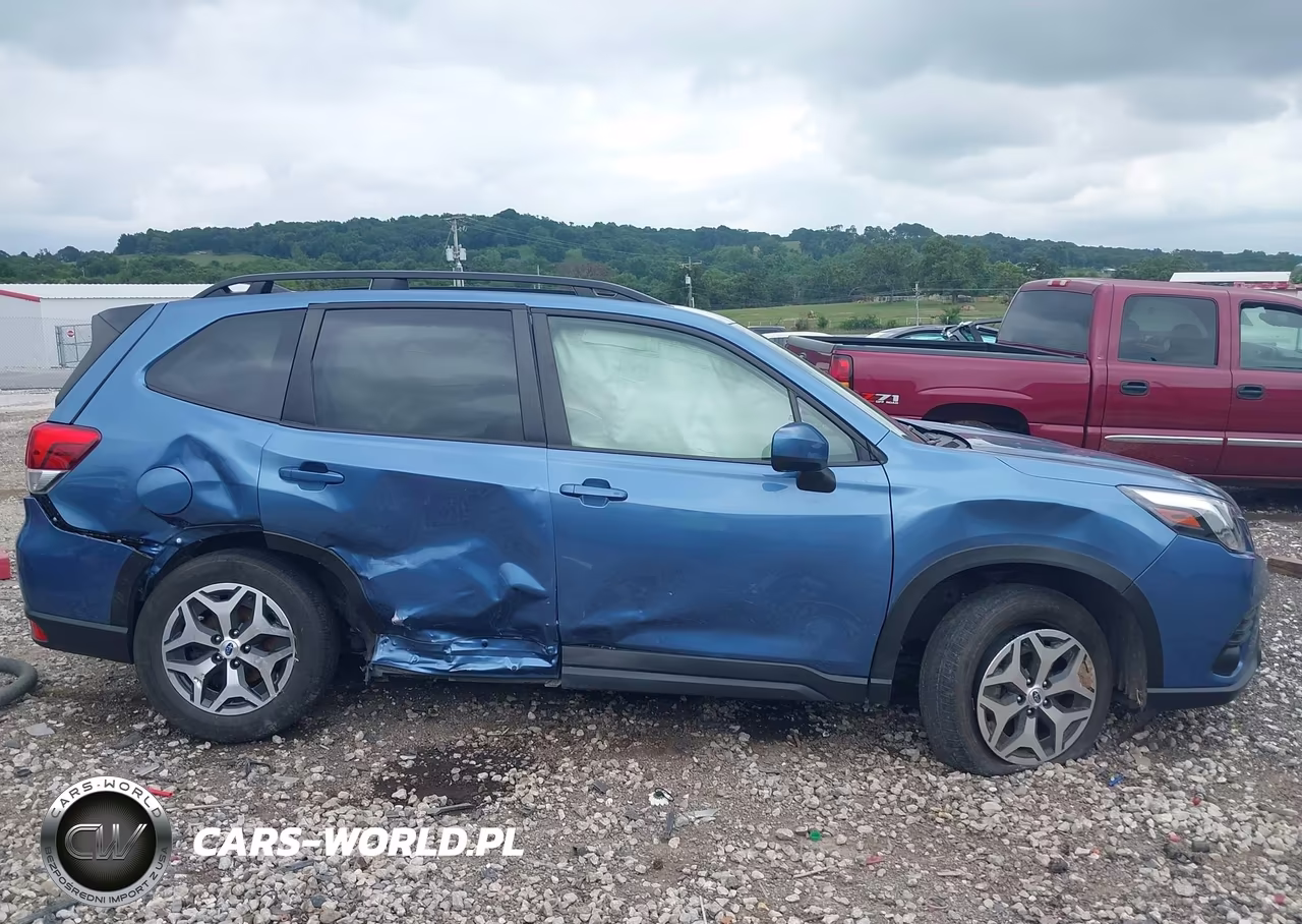 2024 Subaru Forester Premium VIN:JF2SKACC7RH481508 - 13