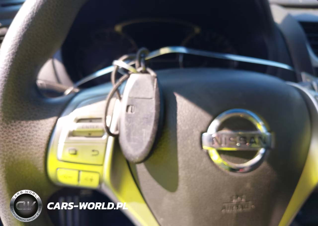2017 Nissan Altima 2.5 S VIN:1N4AL3AP3HN330972 - 11