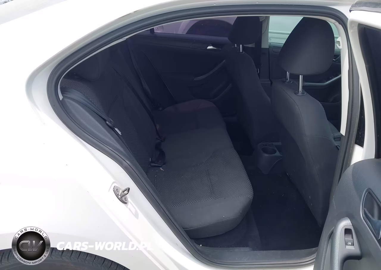 2011 Volkswagen Jetta 2.0L S VIN:3VW2K7AJ3BM357740 - 8