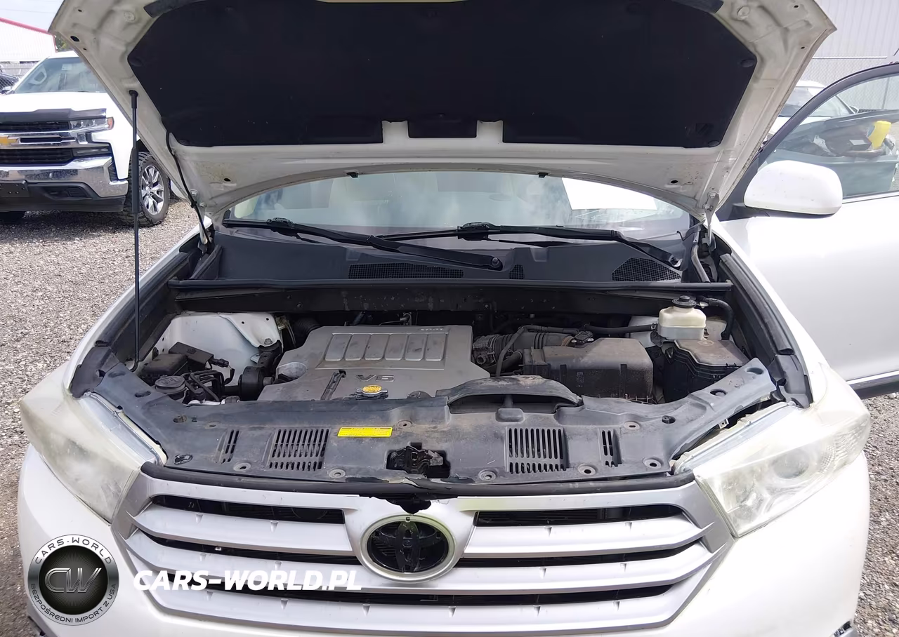 2011 Toyota Highlander Base V6 VIN:5TDBK3EH1BS049923 - 10
