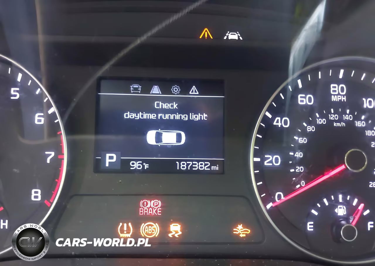 2019 Kia Forte Lxs VIN:3KPF24AD7KE048313 - 15