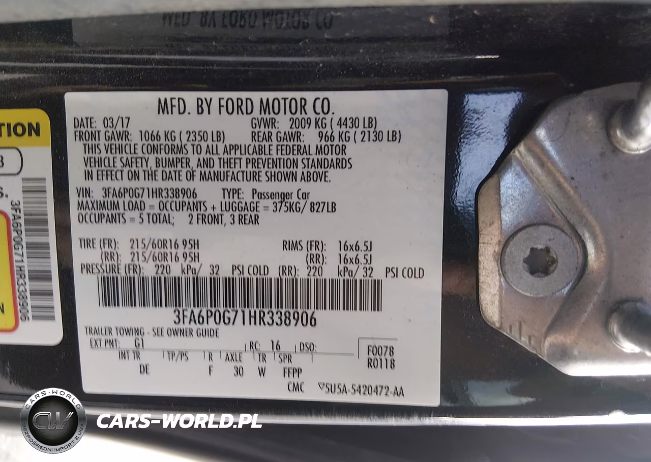 2017 Ford Fusion S VIN:3FA6P0G71HR338906 - 9