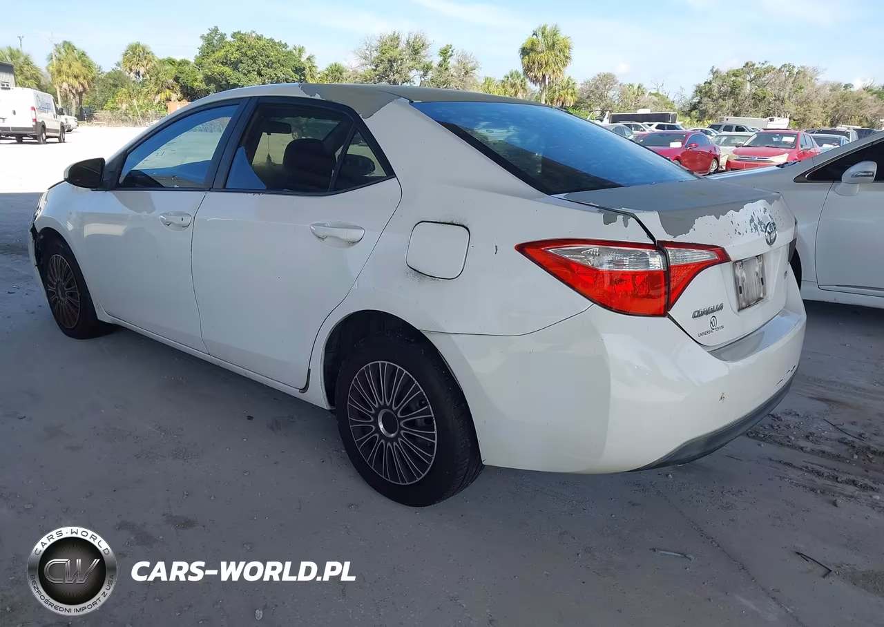 2014 Toyota Corolla Le VIN:5YFBURHE9EP032847 - 3