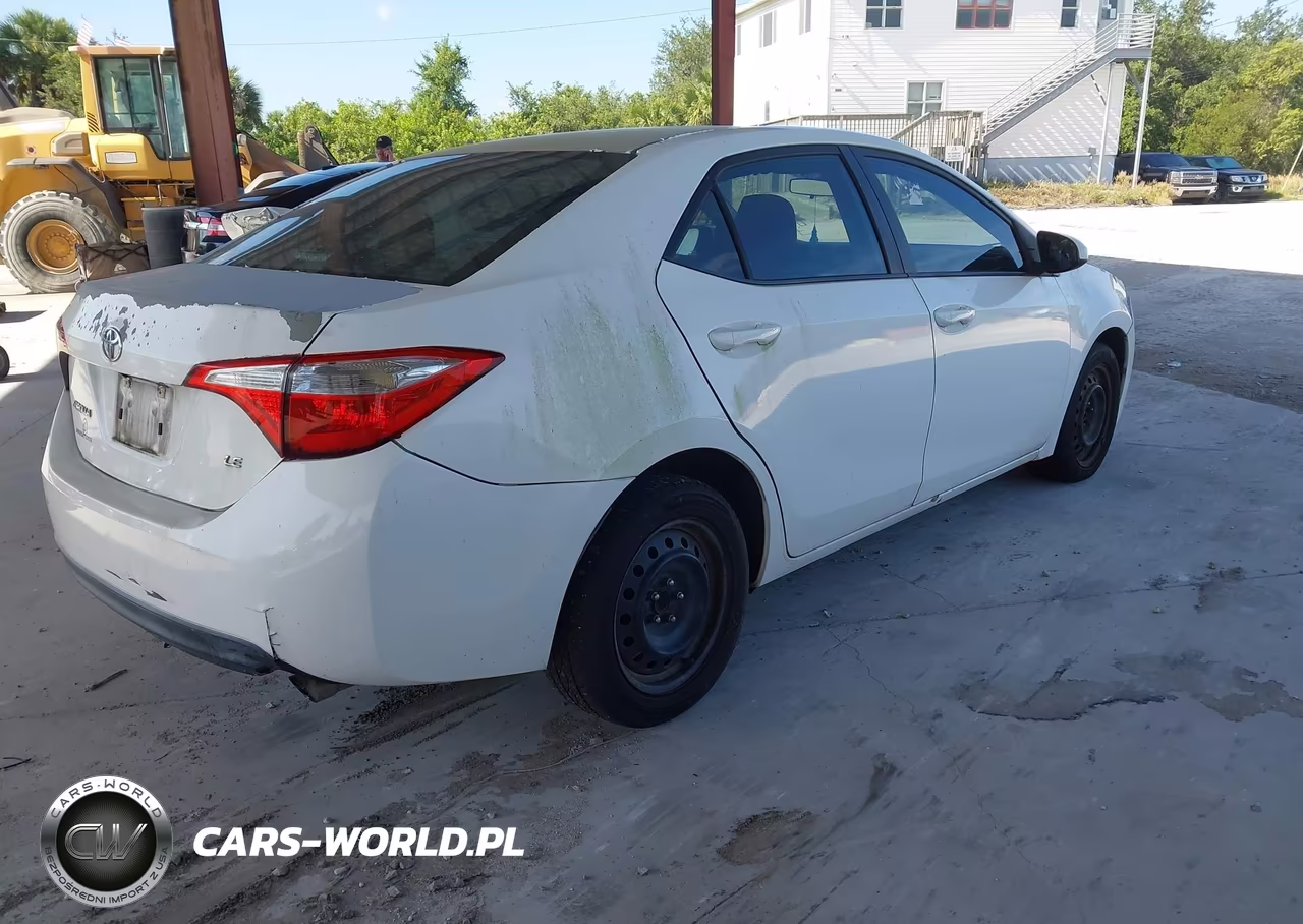 2014 Toyota Corolla Le VIN:5YFBURHE9EP032847 - 4