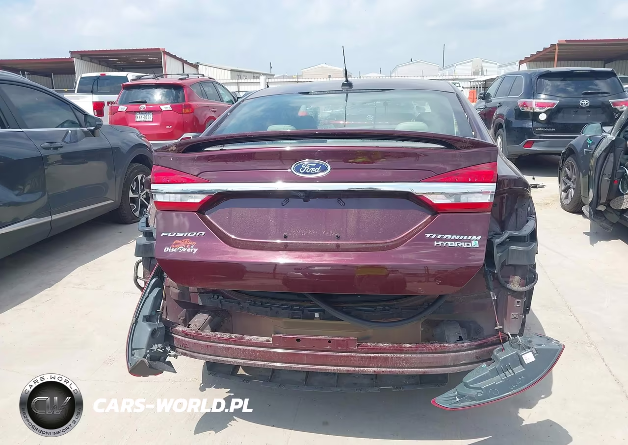 2017 Ford Fusion Hybrid Titanium VIN:3FA6P0RU9HR267859 - 15