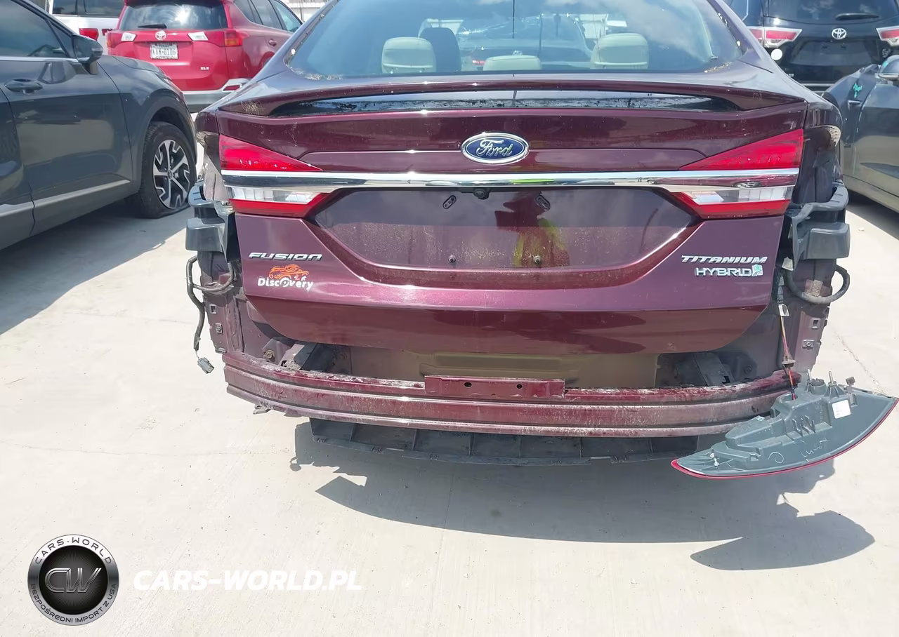 2017 Ford Fusion Hybrid Titanium VIN:3FA6P0RU9HR267859 - 19