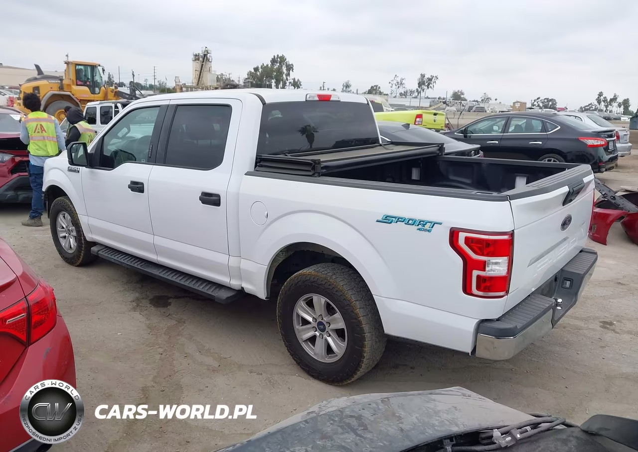 2018 Ford F-150 Xlt VIN:1FTEW1CB1JKE47496 - 3