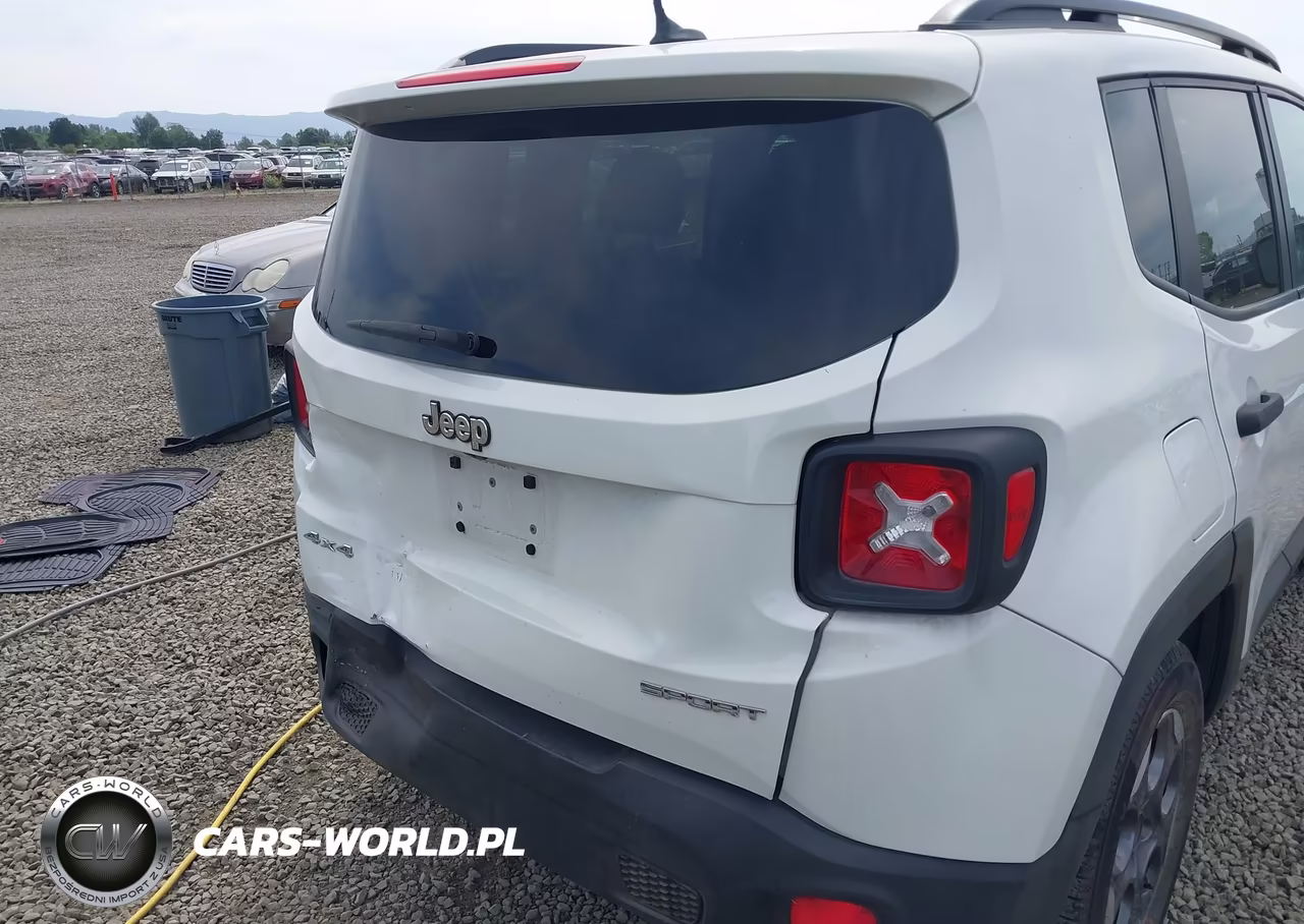 2017 Jeep Renegade Sport 4X4 VIN:ZACCJBAB5HPG16384 - 19