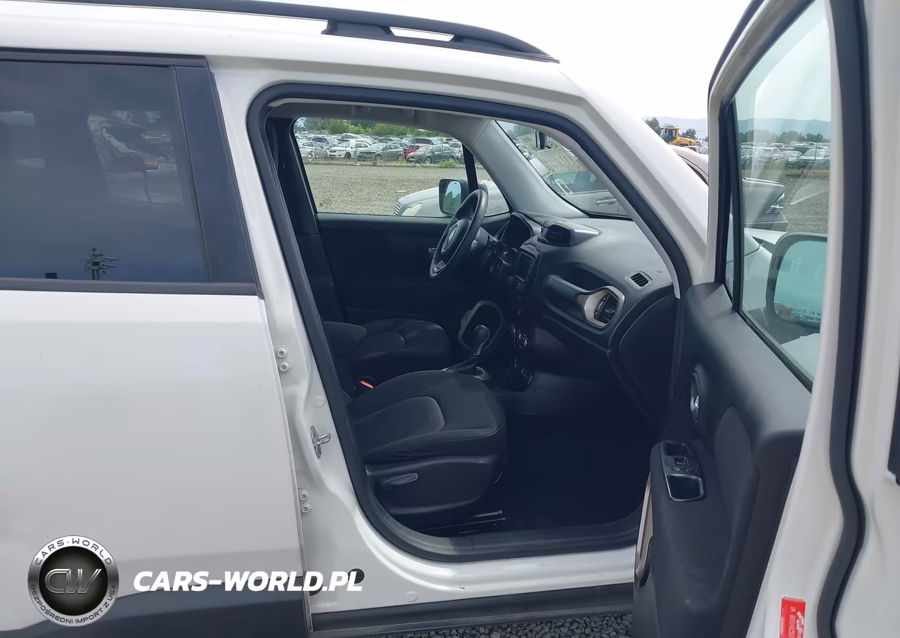 2017 Jeep Renegade Sport 4X4 VIN:ZACCJBAB5HPG16384 - 5