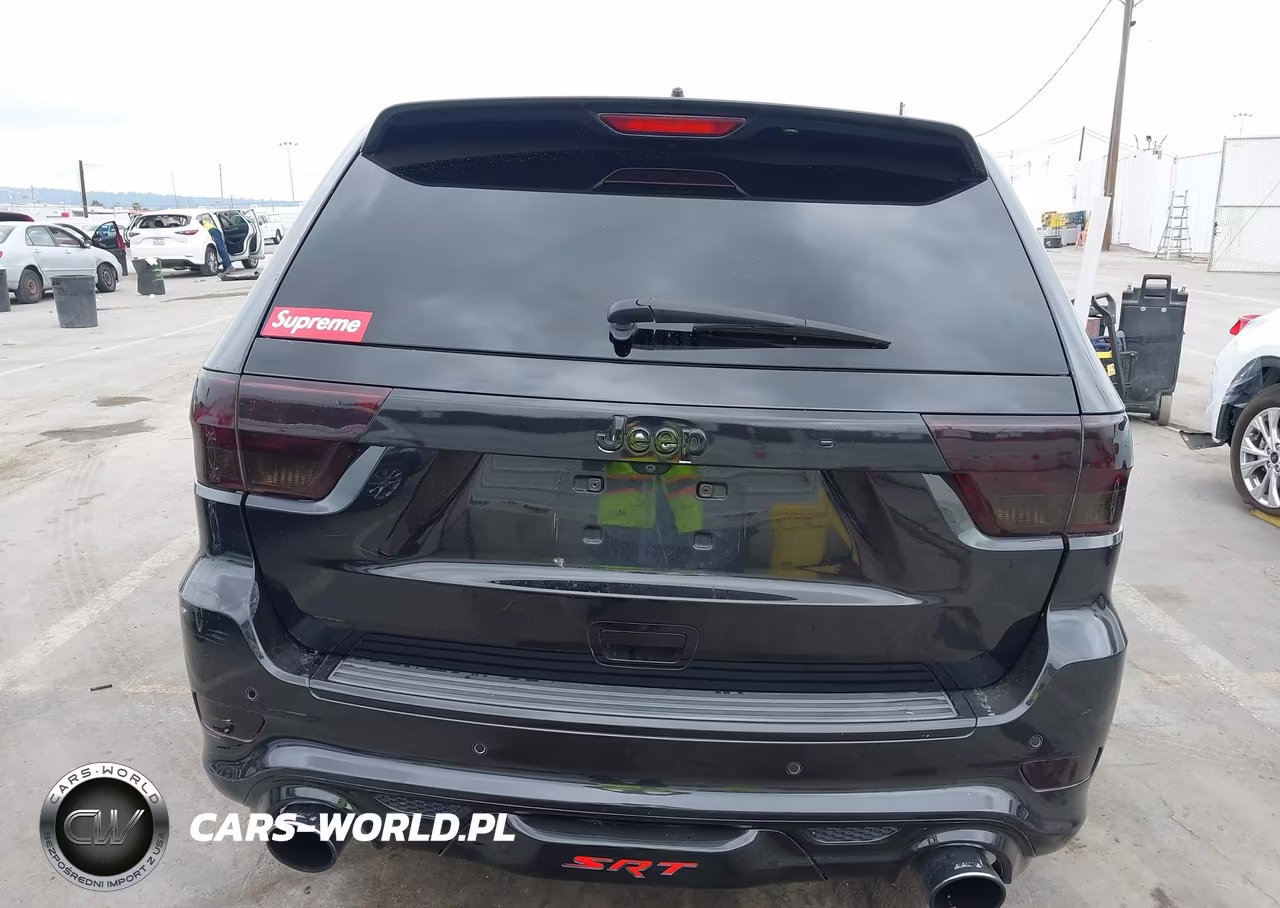 2012 Jeep Grand Cherokee Srt8 VIN:1C4RJFDJ2CC328775 - 16
