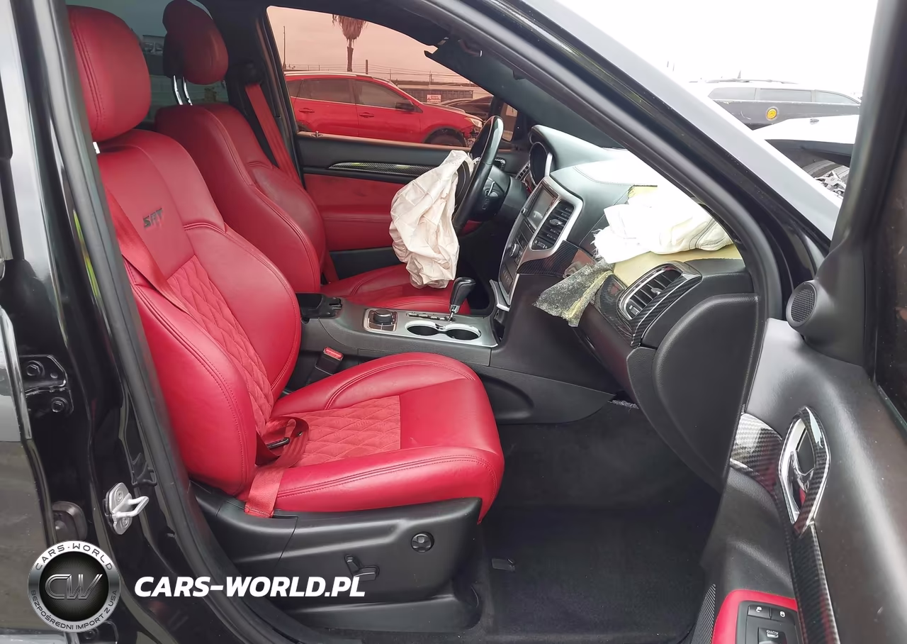 2012 Jeep Grand Cherokee Srt8 VIN:1C4RJFDJ2CC328775 - 5