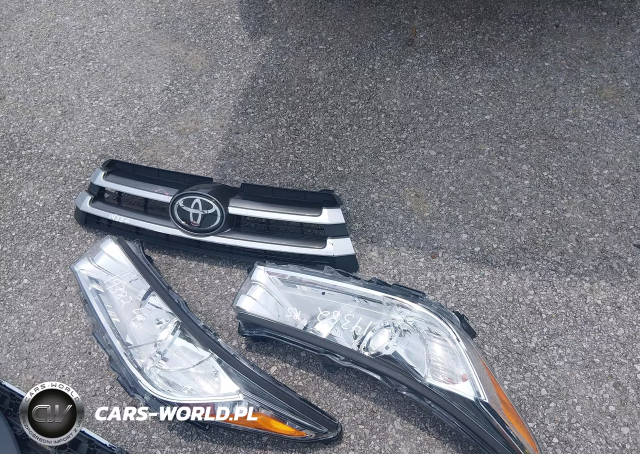 2019 Toyota Highlander Xle VIN:5TDKZRFH4KS355978 - 12