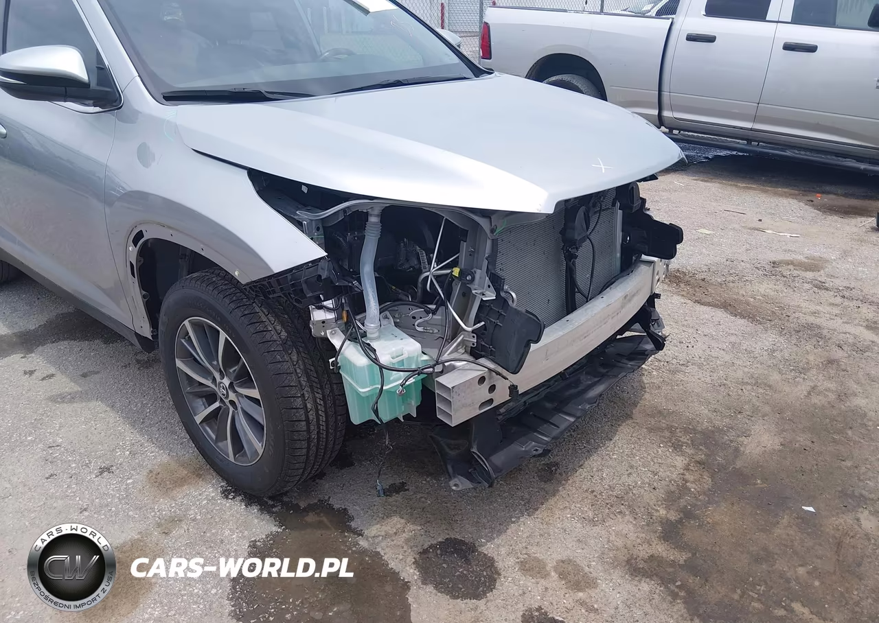2019 Toyota Highlander Xle VIN:5TDKZRFH4KS355978 - 6