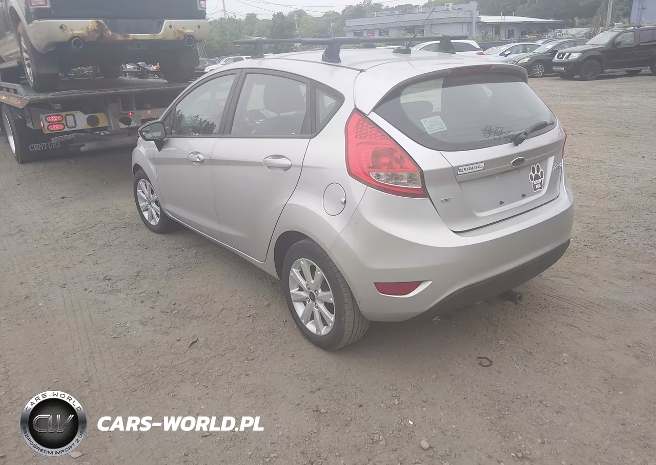 2013 Ford Fiesta Se VIN:3FADP4EJXDM164337 - 3