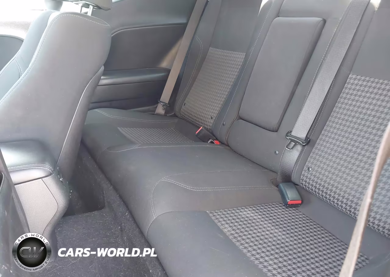 2019 Dodge Challenger Sxt VIN:2C3CDZAG6KH616001 - 8