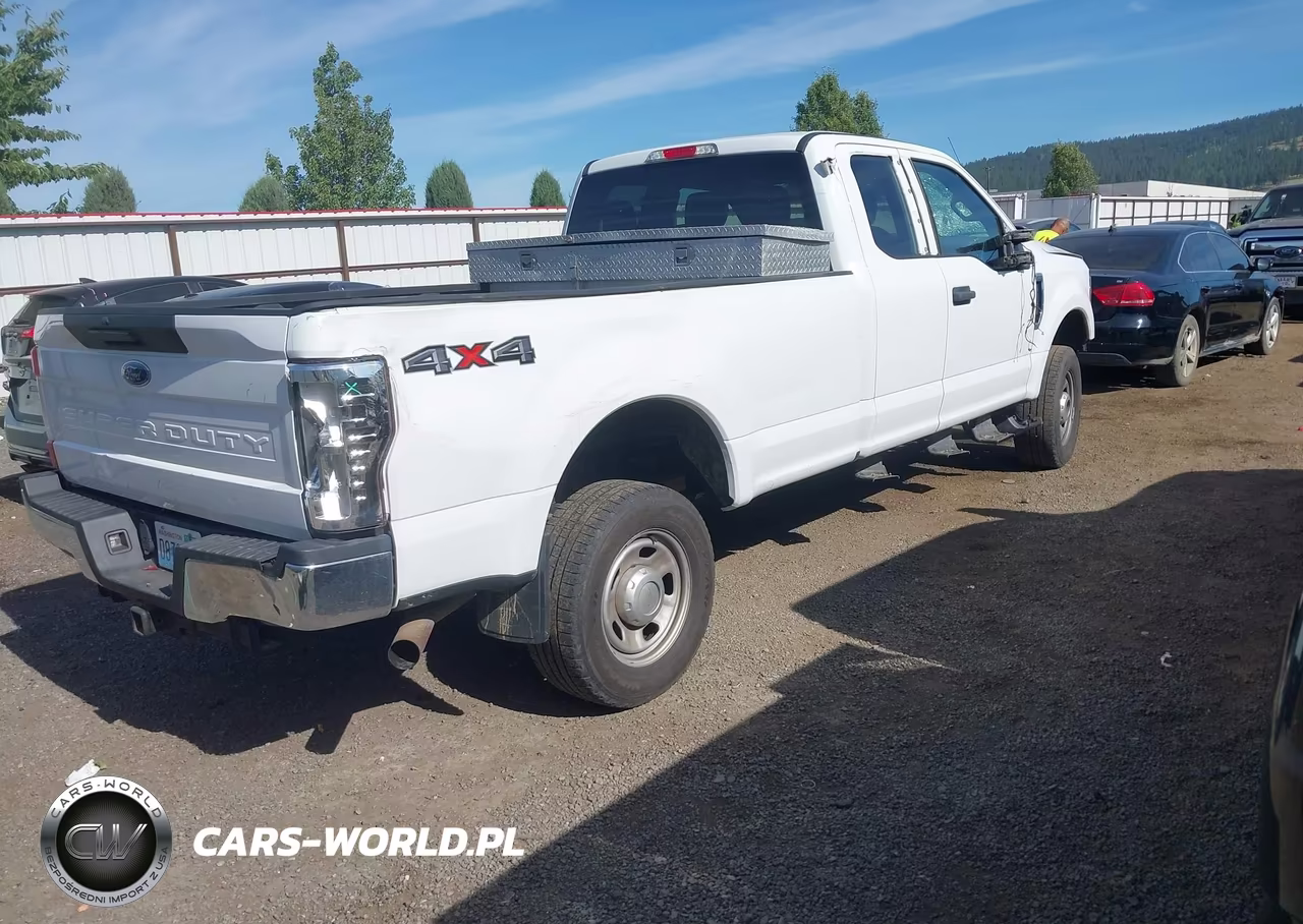 2017 Ford F-350 Xlt VIN:1FT8X3B63HED34023 - 4