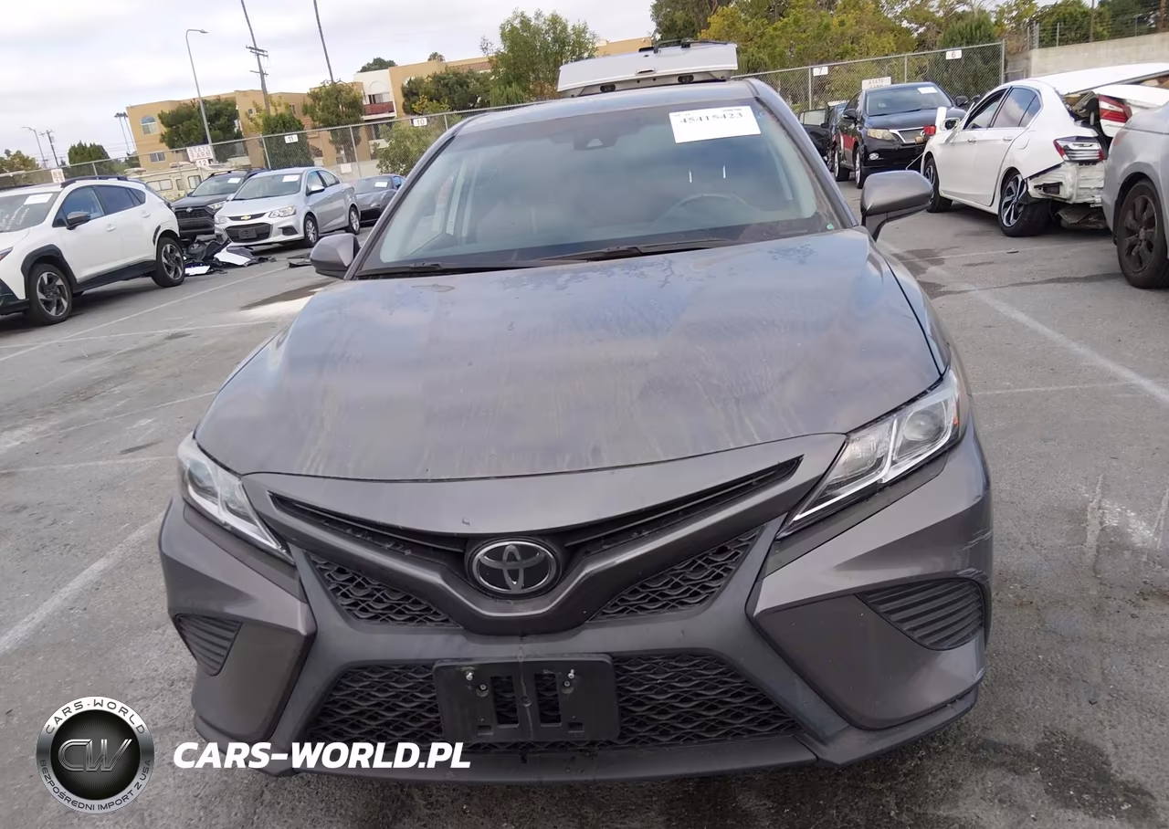 2020 Toyota Camry Se VIN:4T1G11AKXLU949095 - 12