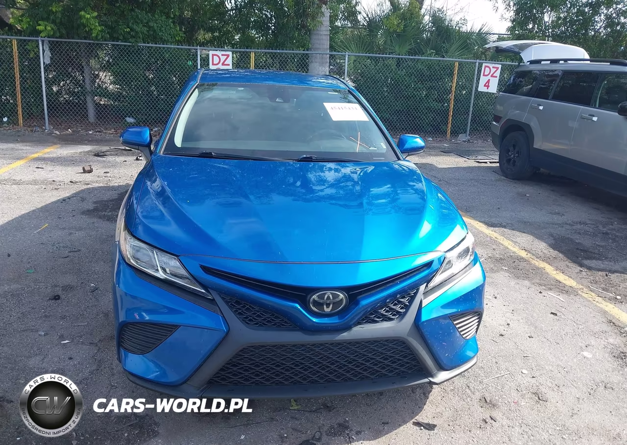 2020 Toyota Camry Se VIN:4T1G11AK2LU394675 - 11