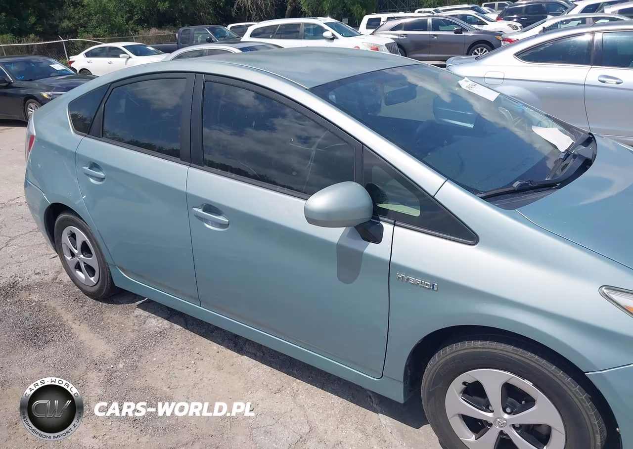 2012 Toyota Prius Three VIN:JTDKN3DU5C1531721 - 13