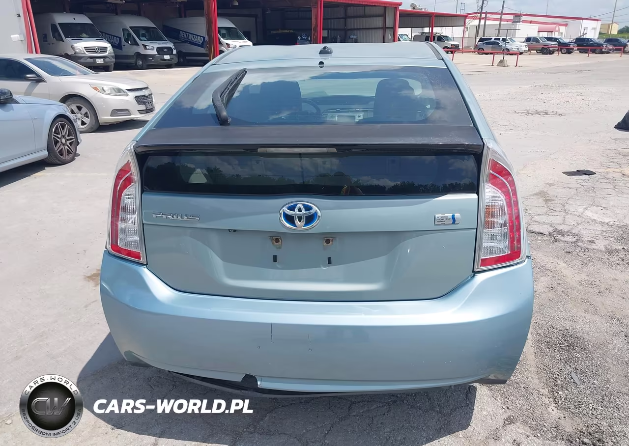 2012 Toyota Prius Three VIN:JTDKN3DU5C1531721 - 16