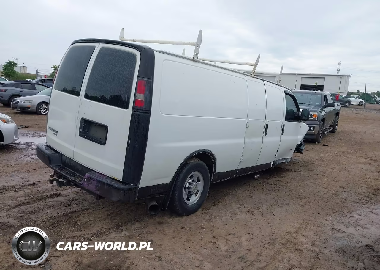 2012 Chevrolet Express 3500 Diesel VIN:1GCZGUCL4C1129146 - 4