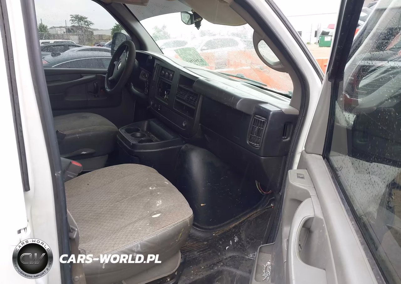 2012 Chevrolet Express 3500 Diesel VIN:1GCZGUCL4C1129146 - 5