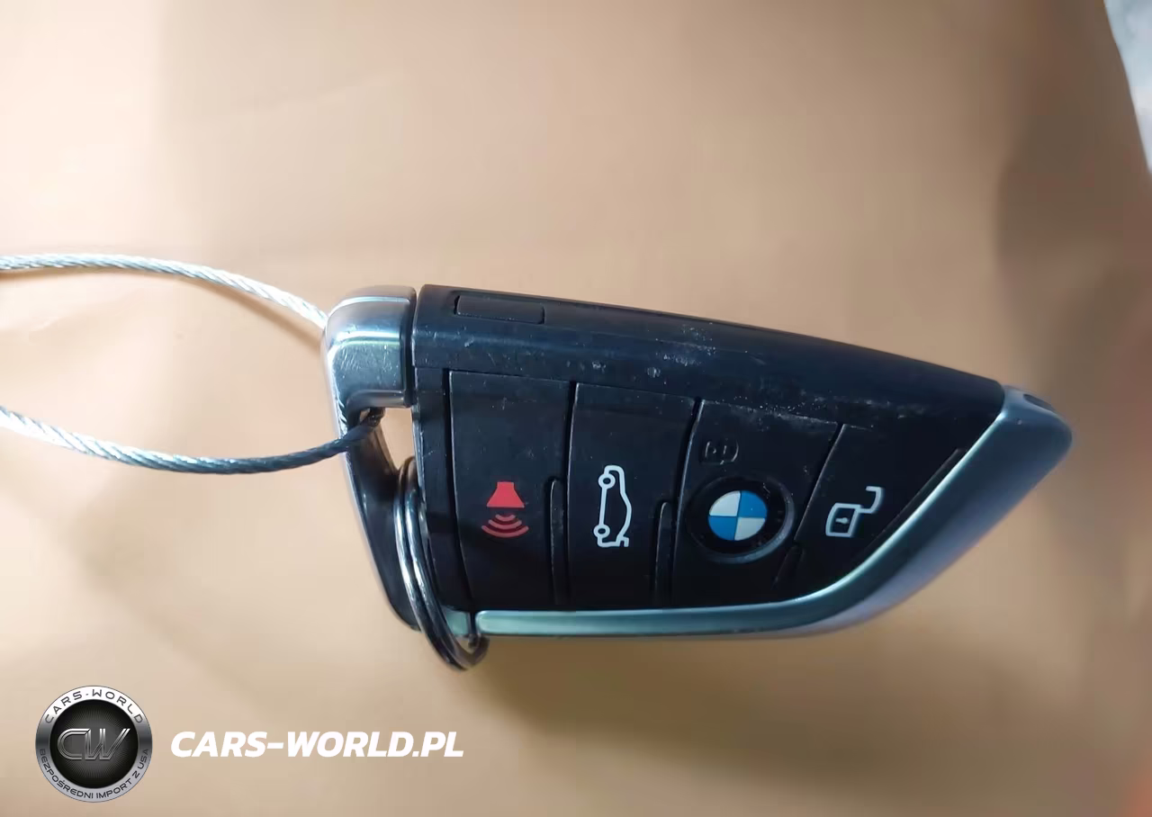 2020 BMW 330I VIN:3MW5R1J01L8B04097 - 11