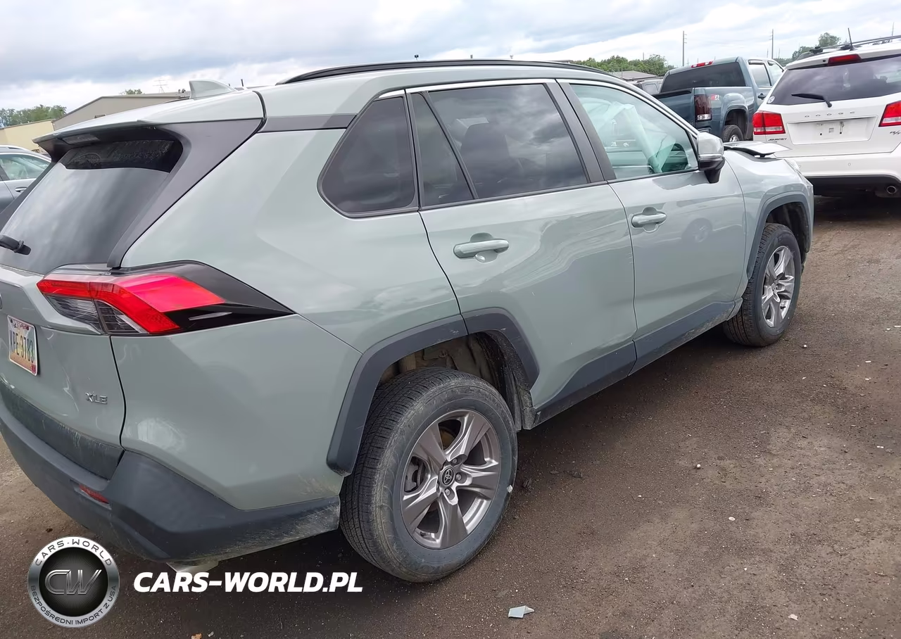 2022 Toyota Rav4 Xle VIN:2T3W1RFV8NW199039 - 4